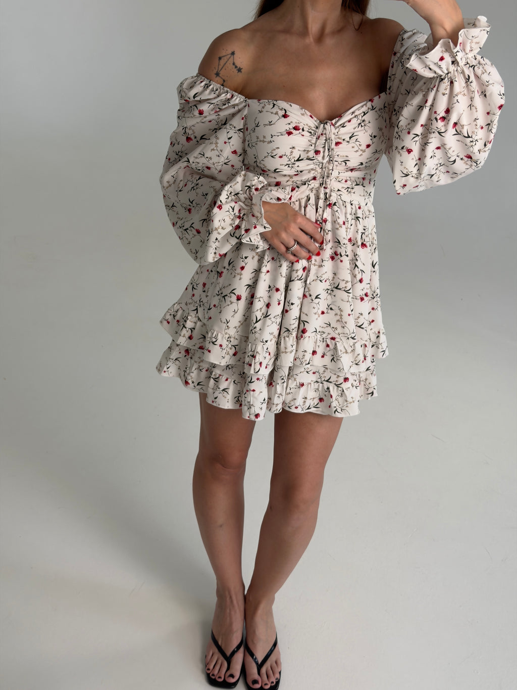 Dreamy off-the-shoulder floral mini dress